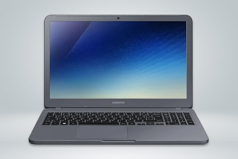 Notebook Samsung Essentials E30 15.6” i3