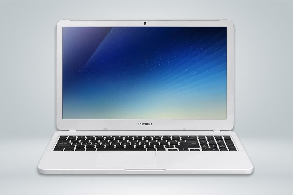 Notebook Samsung i3 15.6” Essentials E30